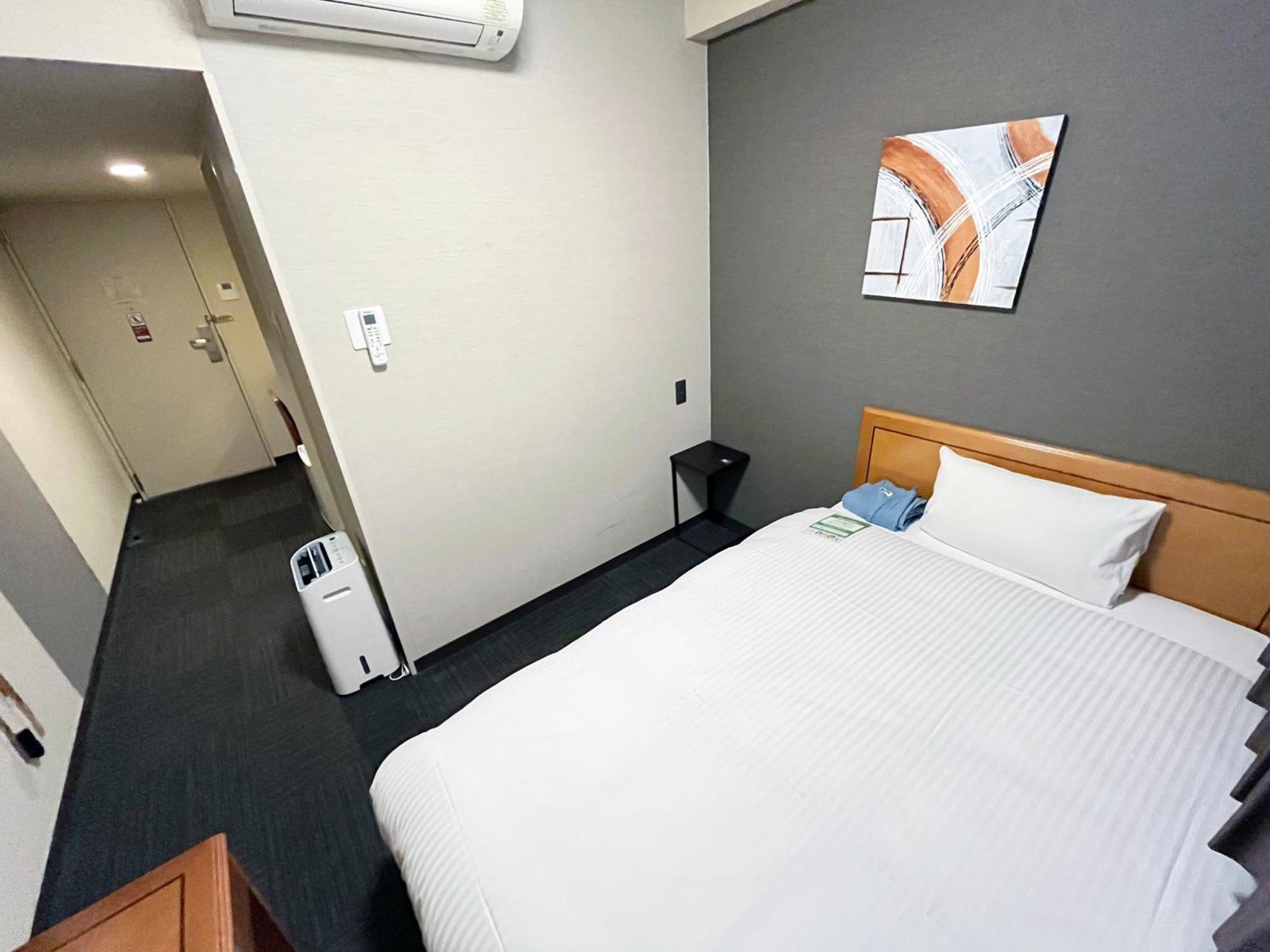 Hotel Route-Inn Naha Asahibashi Eki Higashi Εξωτερικό φωτογραφία