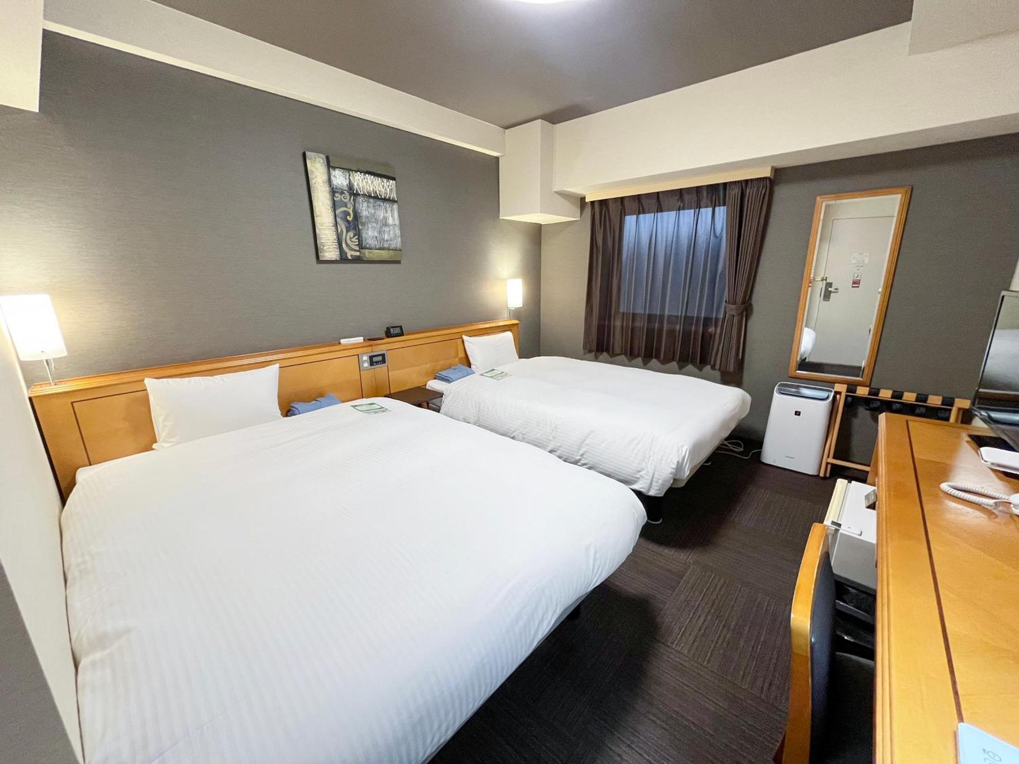 Hotel Route-Inn Naha Asahibashi Eki Higashi Εξωτερικό φωτογραφία
